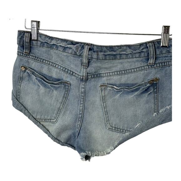 Free People Mid Rise Jean Shorts Light Wash Women's 26 Daisy Duke Distressed - Picture 8 of 8